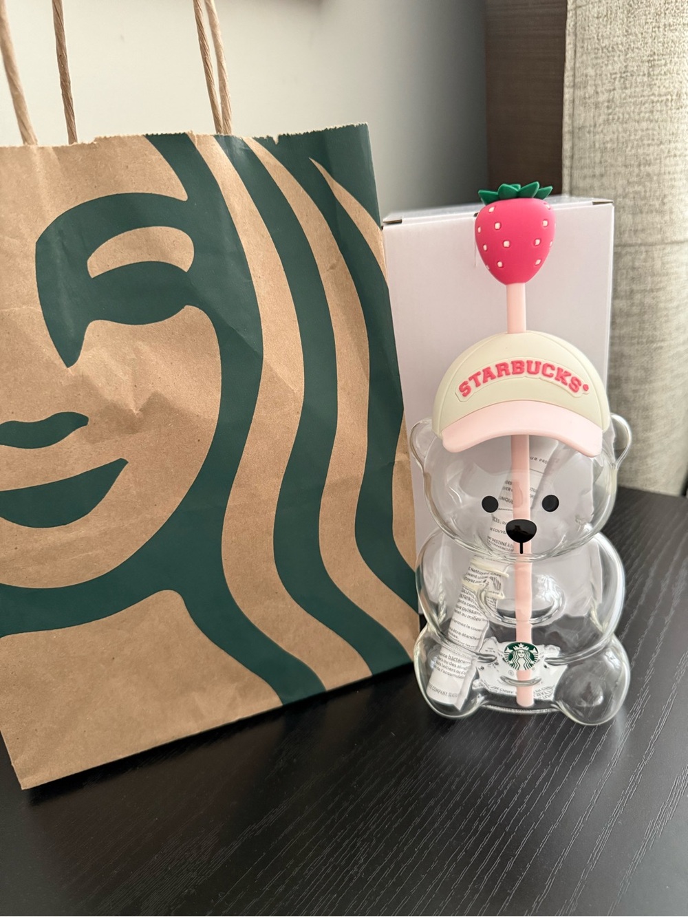 Starbucks Pink Bearista cup. Brand new. New release 2026
Authentic